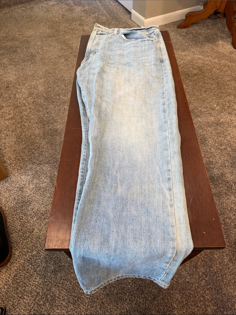 American Eagle Outfitters Light Wash Relaxed Straight Jeans 38x30